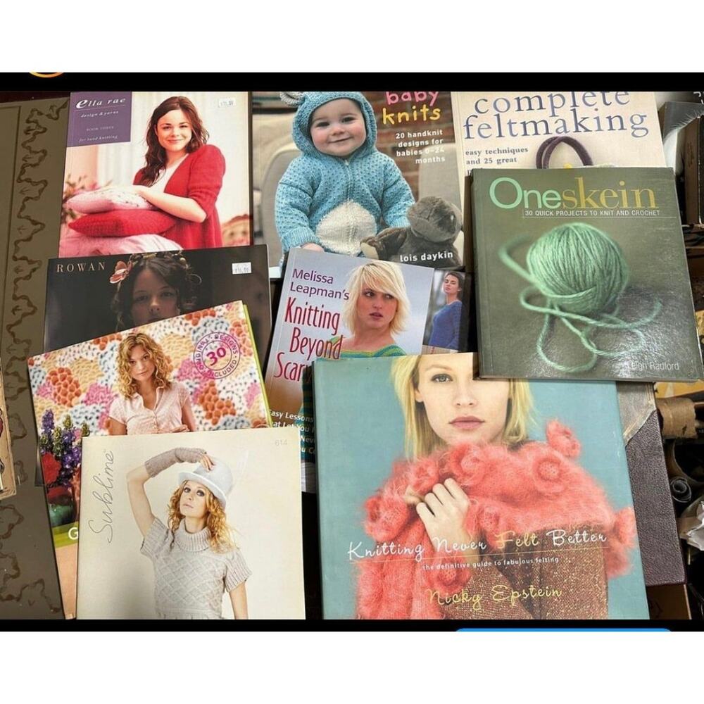 Crochet/Knitting‎ books lot of 9 books
